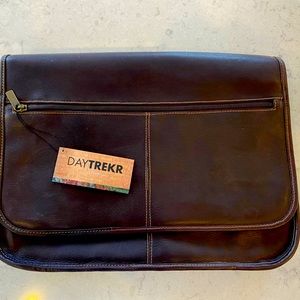 Daytrekr leather sachel. NWT! Great bag with padded computer pocket.